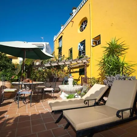 Nice Room,breakfast Included,pool,wi-fi,beach Διαμέρισμα
