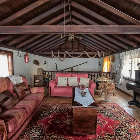 Nice Room,breakfast Included,pool,wi-fi,beach