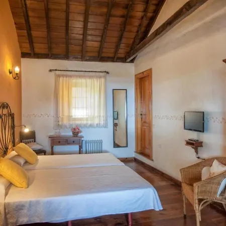 Nice Room,breakfast Included,pool,wi-fi,beach Apartment *